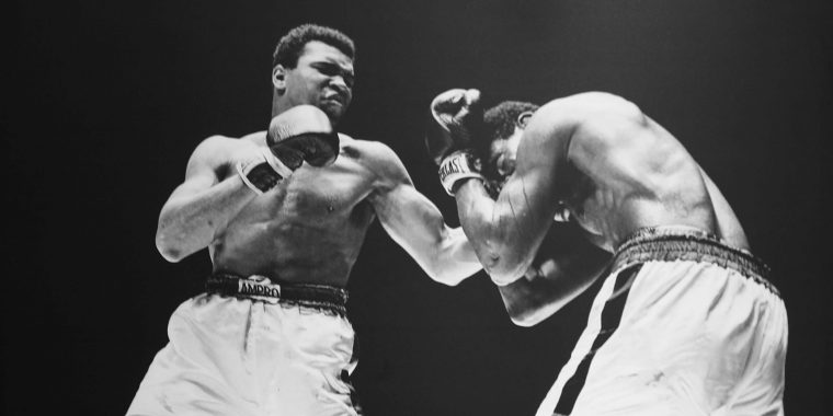 Muhammad Ali vs Ernie Terrell, Houston Astrodome, Houston TX, 1967
